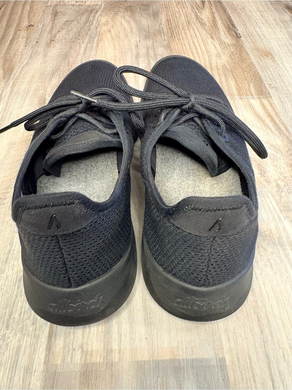 Allbirds Men’s ‘Tree Runner’ Black Knit Lace-Up Sneakers - Picture 4 of 8